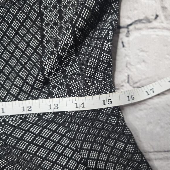 BCBG MaxAzria Jaylenne Peplum Top Round Neck Sleeveless Geometric Print Size L - Picture 10 of 13